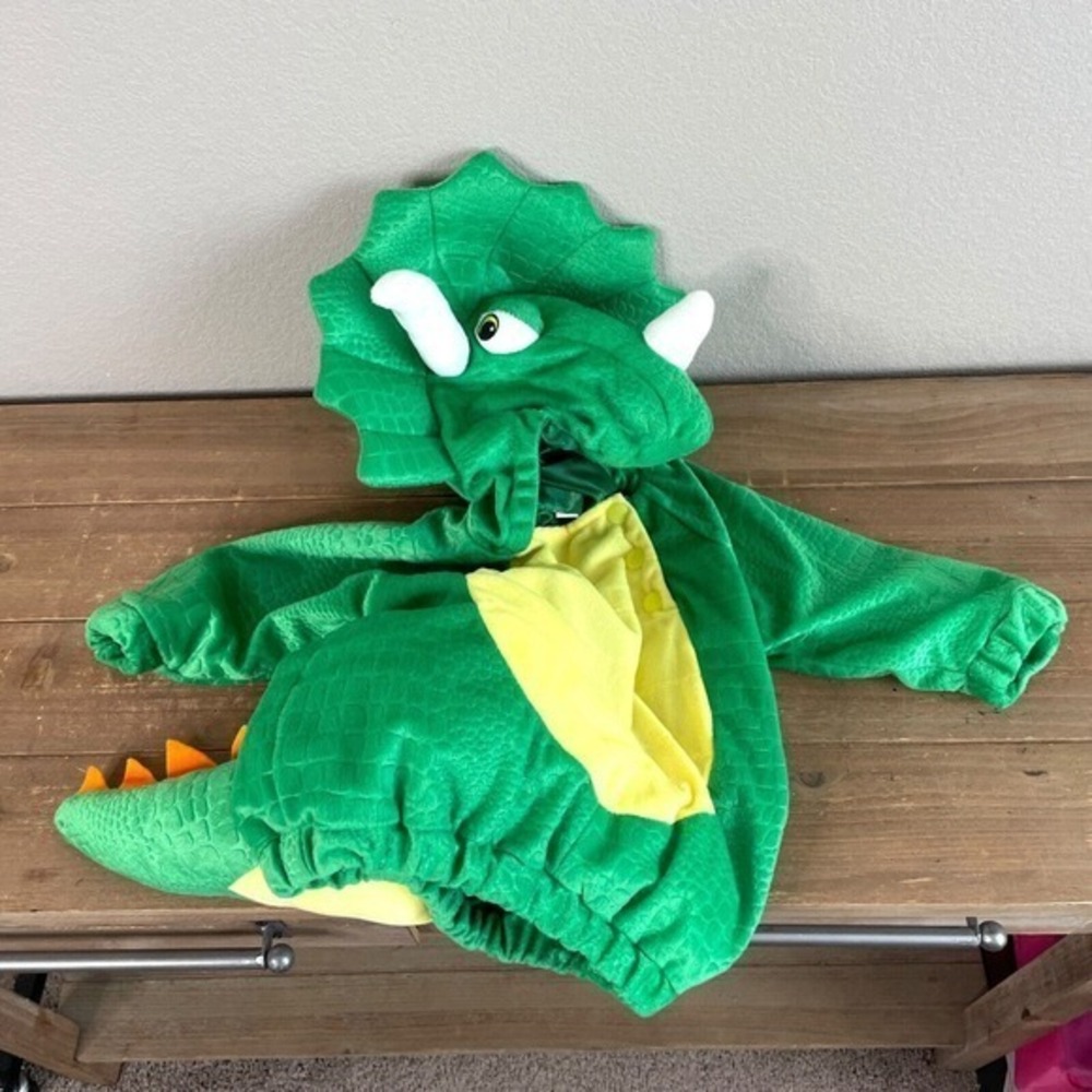 Triceratops‎ Dinosaur Costume Halloween Baby Infant 6-12 months Plush Used Once!